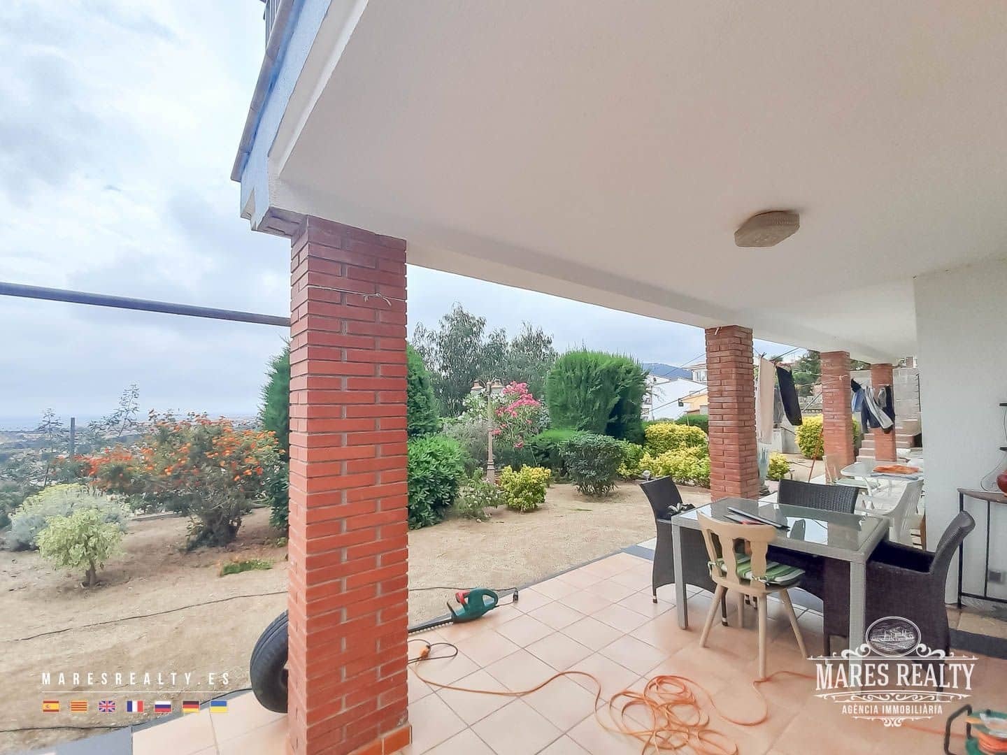 5 soverom Villa til salgs i Pineda de Mar med garasje - € 424 000 (Ref: 8591599)