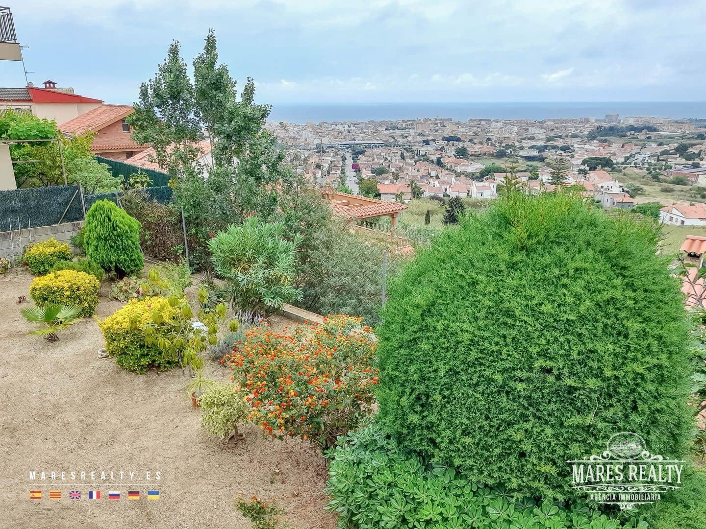 5 soverom Villa til salgs i Pineda de Mar med garasje - € 424 000 (Ref: 8591599)