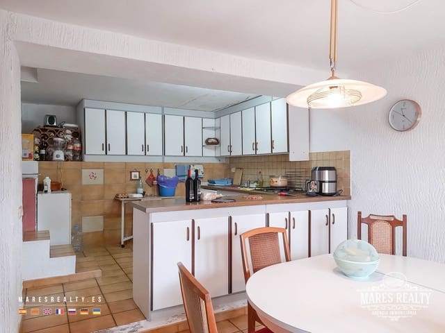 5 soverom Villa til salgs i Pineda de Mar med garasje - € 424 000 (Ref: 8591599)