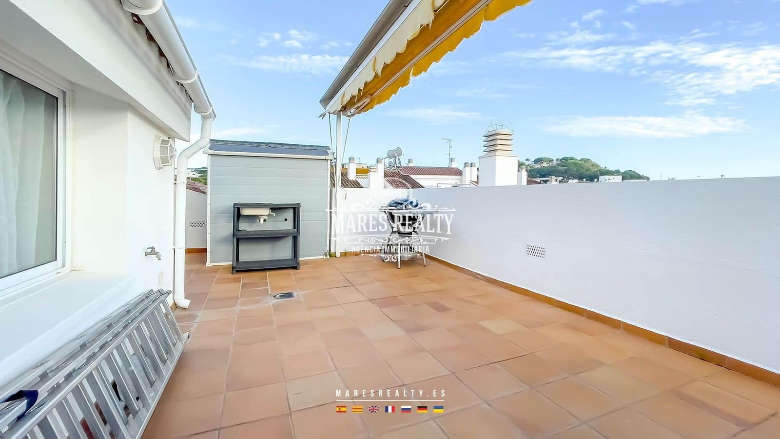 4 soveværelse Penthouse til salg i Lloret de Mar med swimmingpool - € 550.000 (Ref: 8597082)