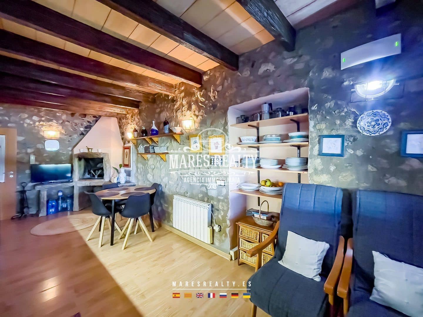 3 soveværelse Semi-Rækkehus til salg i Palafolls med swimmingpool garage - € 426.000 (Ref: 8599208)