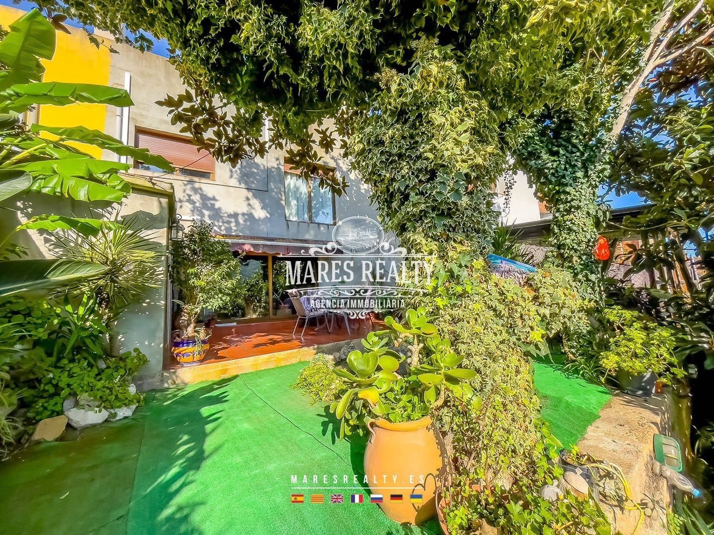 3 soveværelse Semi-Rækkehus til salg i Palafolls med swimmingpool garage - € 426.000 (Ref: 8599208)