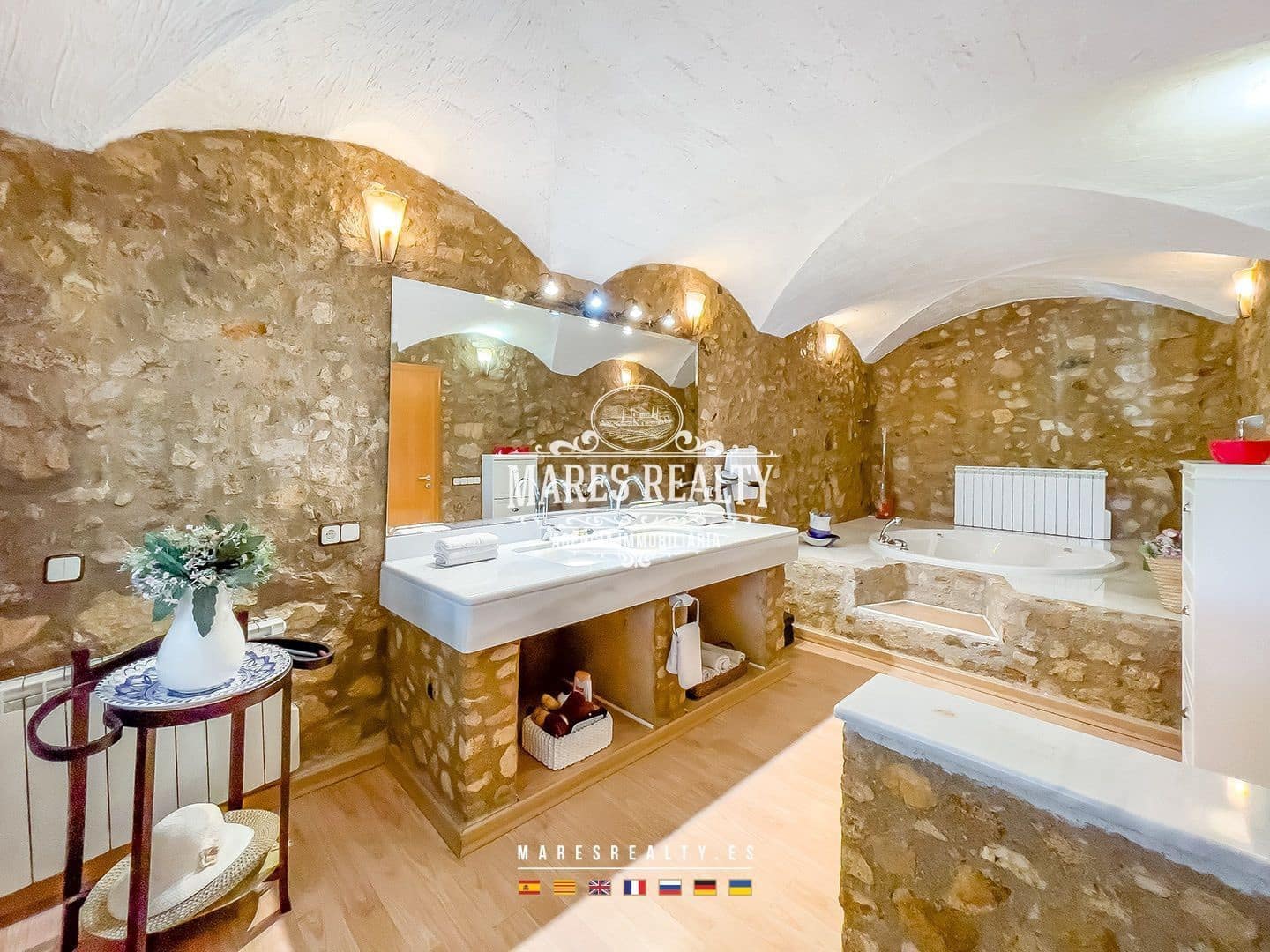 3 sypialnia Dom blizniak na sprzedaż w Palafolls z basenem garażem - 426 000 € (Ref: 8599208)