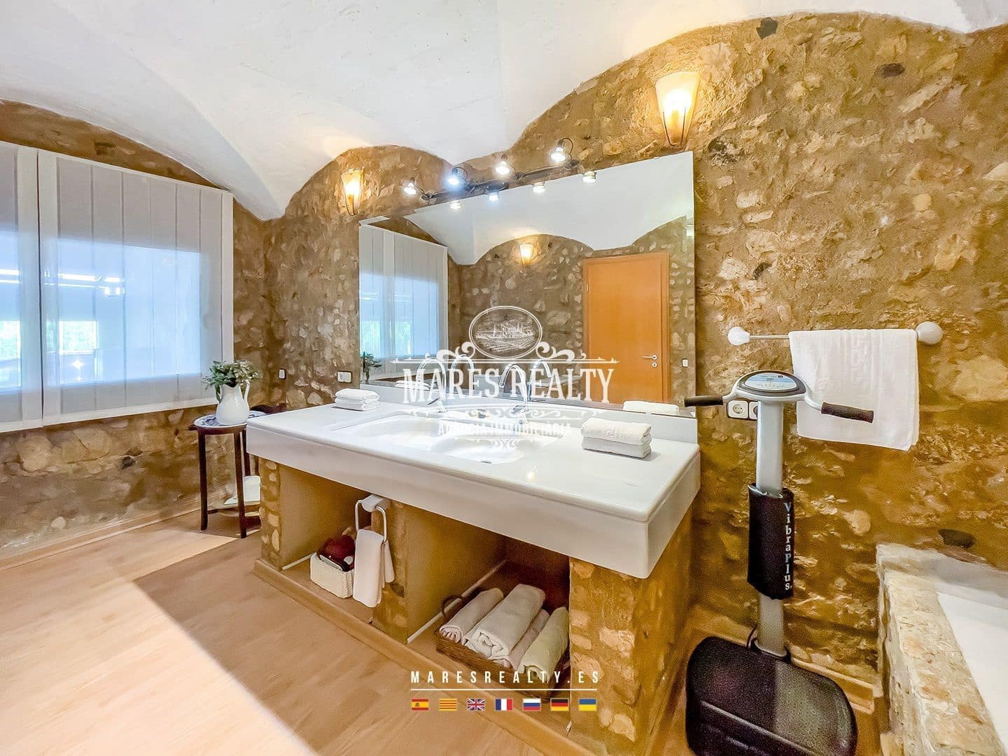 3 sypialnia Dom blizniak na sprzedaż w Palafolls z basenem garażem - 426 000 € (Ref: 8599208)