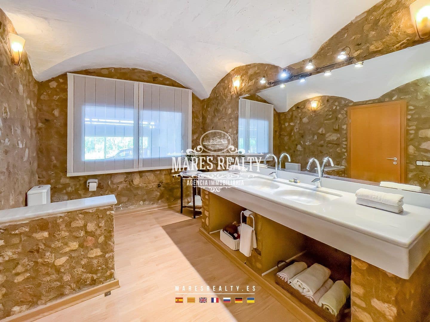 3 sypialnia Dom blizniak na sprzedaż w Palafolls z basenem garażem - 426 000 € (Ref: 8599208)