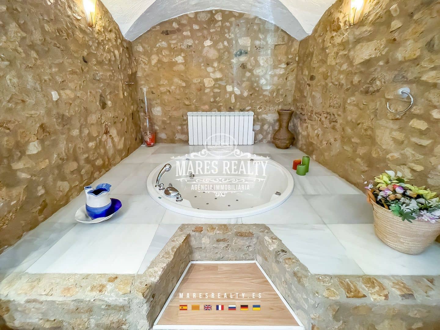 3 sypialnia Dom blizniak na sprzedaż w Palafolls z basenem garażem - 426 000 € (Ref: 8599208)