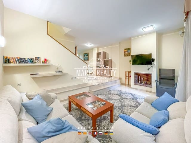 4 soverom Kjedet enebolig til salgs i Platja d'Aro, Castell-Platja d'Aro med garasje - € 550 000 (Ref: 8599211)