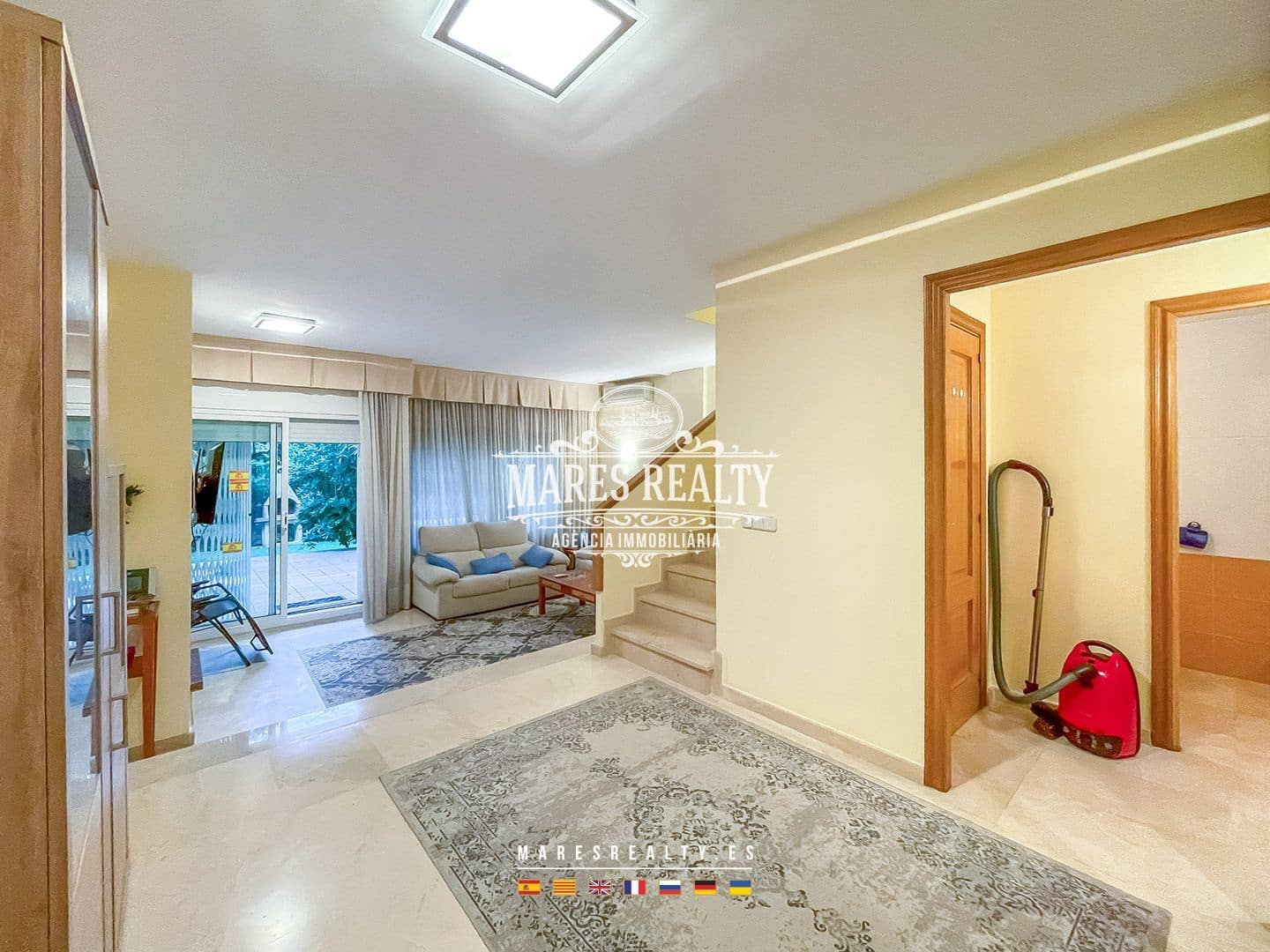 4 soveværelse Semi-Rækkehus til salg i Platja d'Aro med garage - € 550.000 (Ref: 8599211)