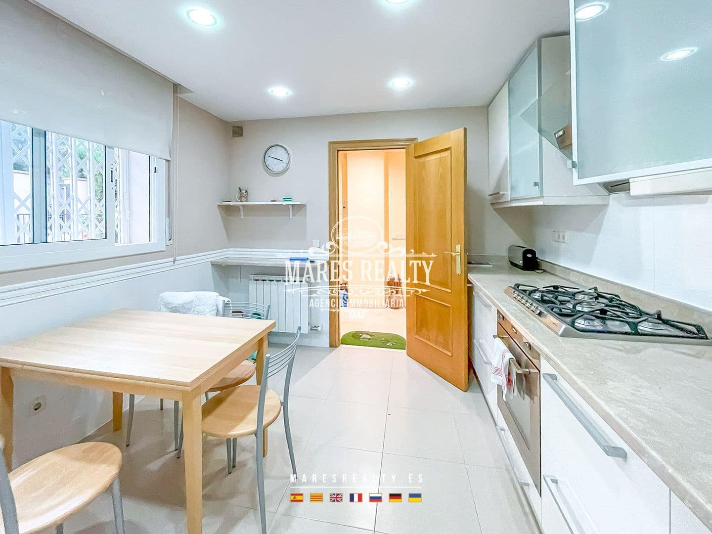 4 soveværelse Semi-Rækkehus til salg i Platja d'Aro med garage - € 550.000 (Ref: 8599211)