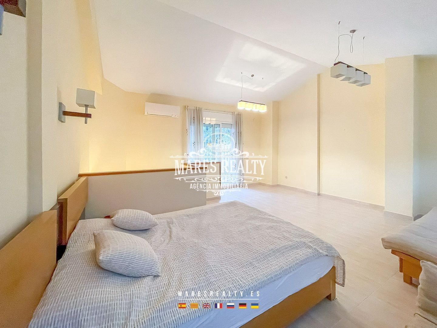 4 soveværelse Semi-Rækkehus til salg i Platja d'Aro med garage - € 550.000 (Ref: 8599211)