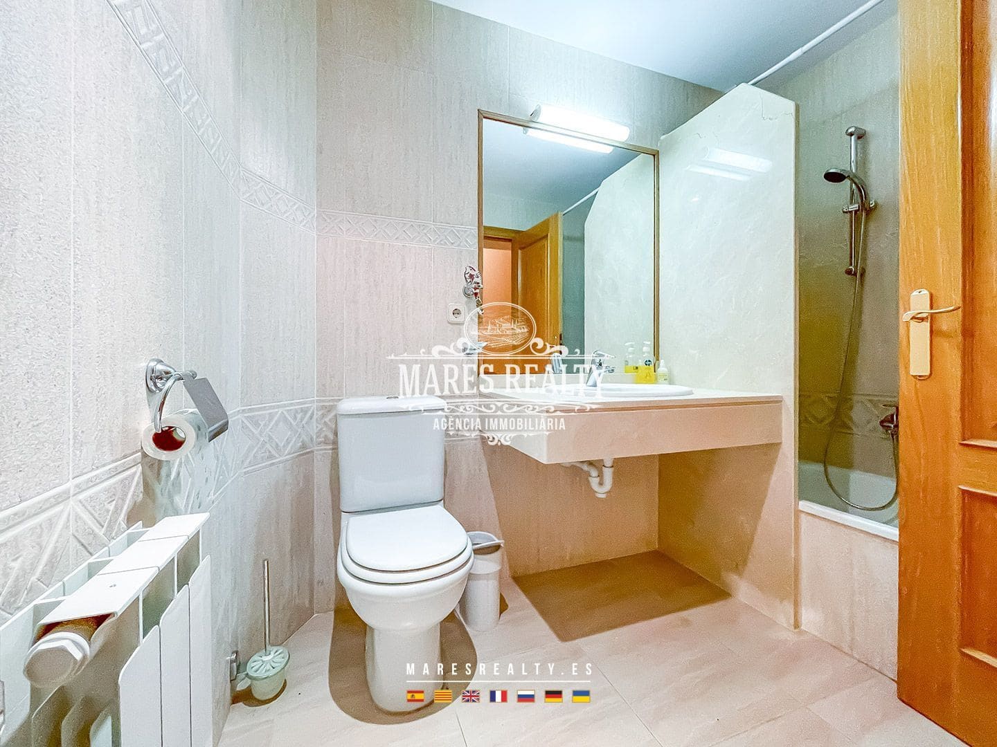 4 soveværelse Semi-Rækkehus til salg i Platja d'Aro med garage - € 550.000 (Ref: 8599211)