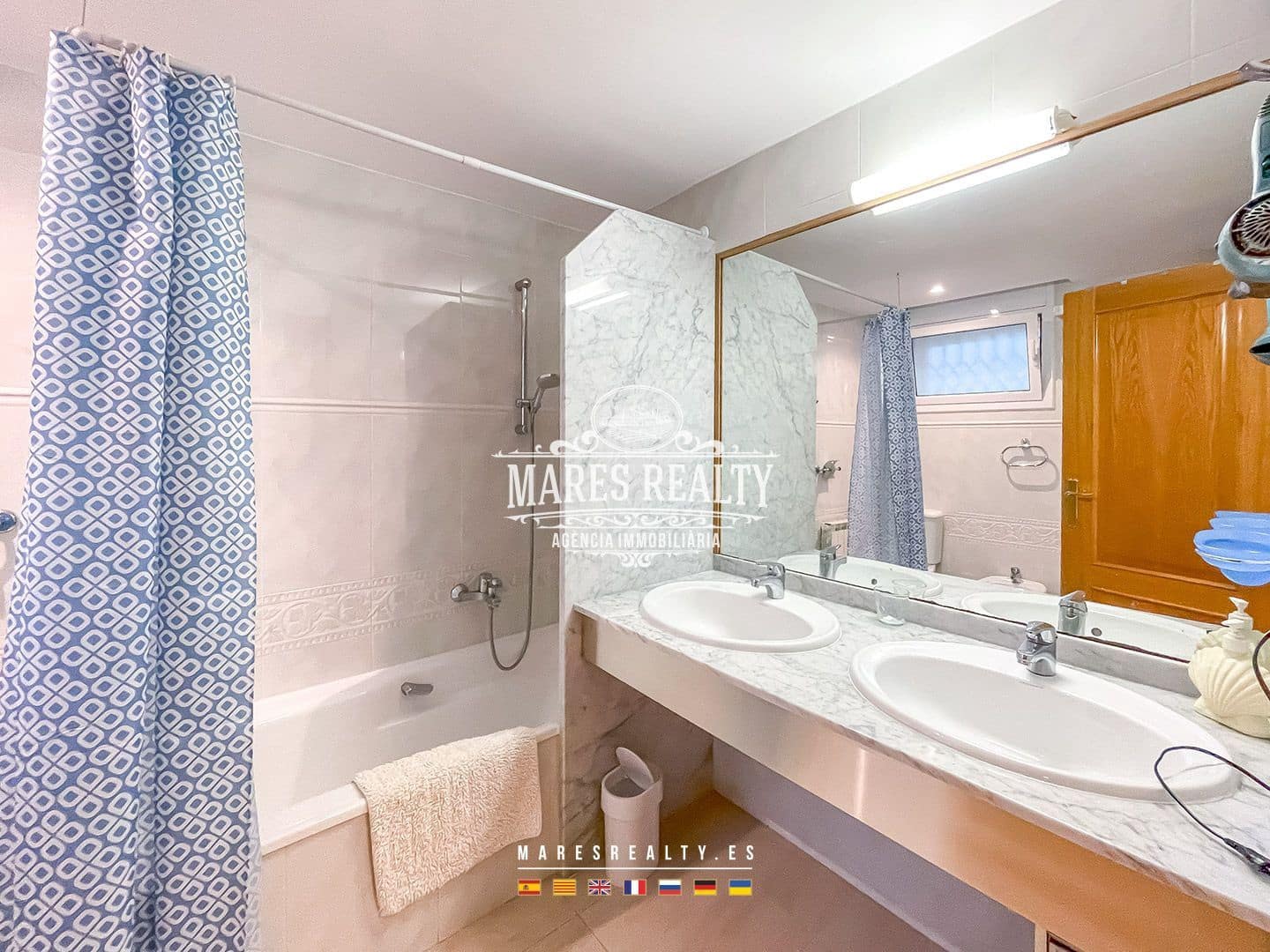 4 soveværelse Semi-Rækkehus til salg i Platja d'Aro med garage - € 550.000 (Ref: 8599211)