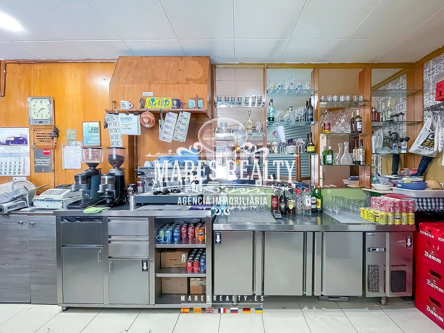 Commercial for sale in Pineda de Mar - € 230,000 (Ref: 8599215)