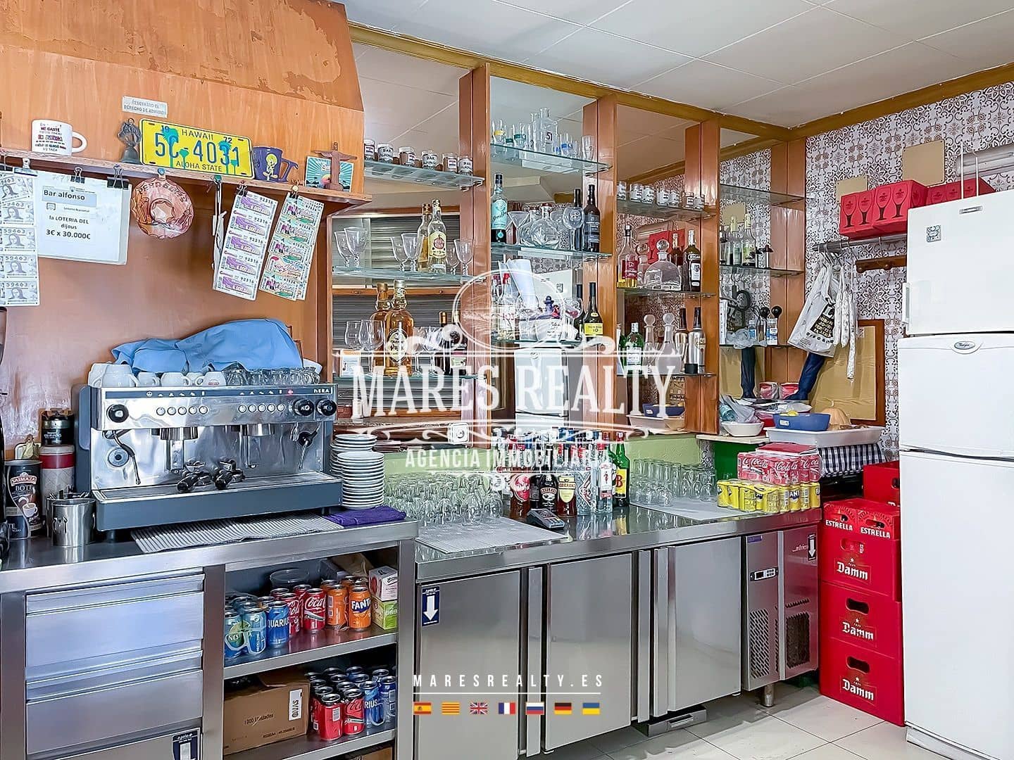 Commercial for sale in Pineda de Mar - € 230,000 (Ref: 8599215)