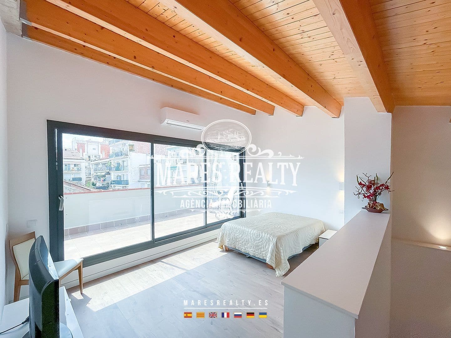 4 bedroom Villa for sale in Calella with garage - € 558,000 (Ref: 8599216)