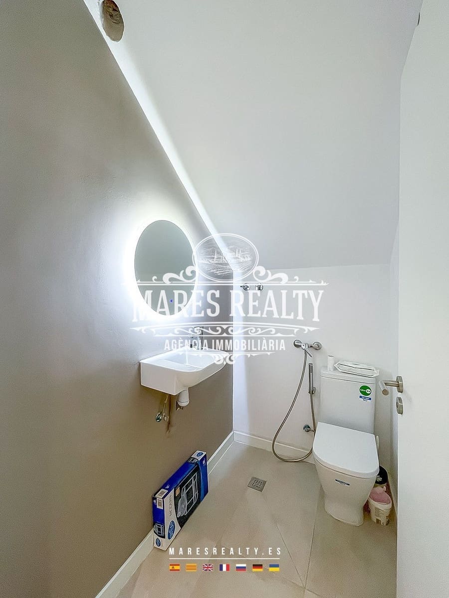 4 bedroom Villa for sale in Calella with garage - € 558,000 (Ref: 8599216)