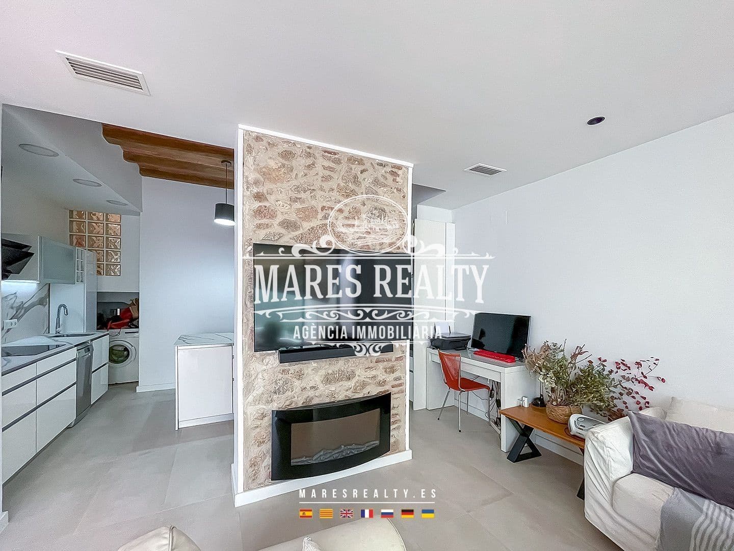 4 bedroom Villa for sale in Calella with garage - € 558,000 (Ref: 8599216)