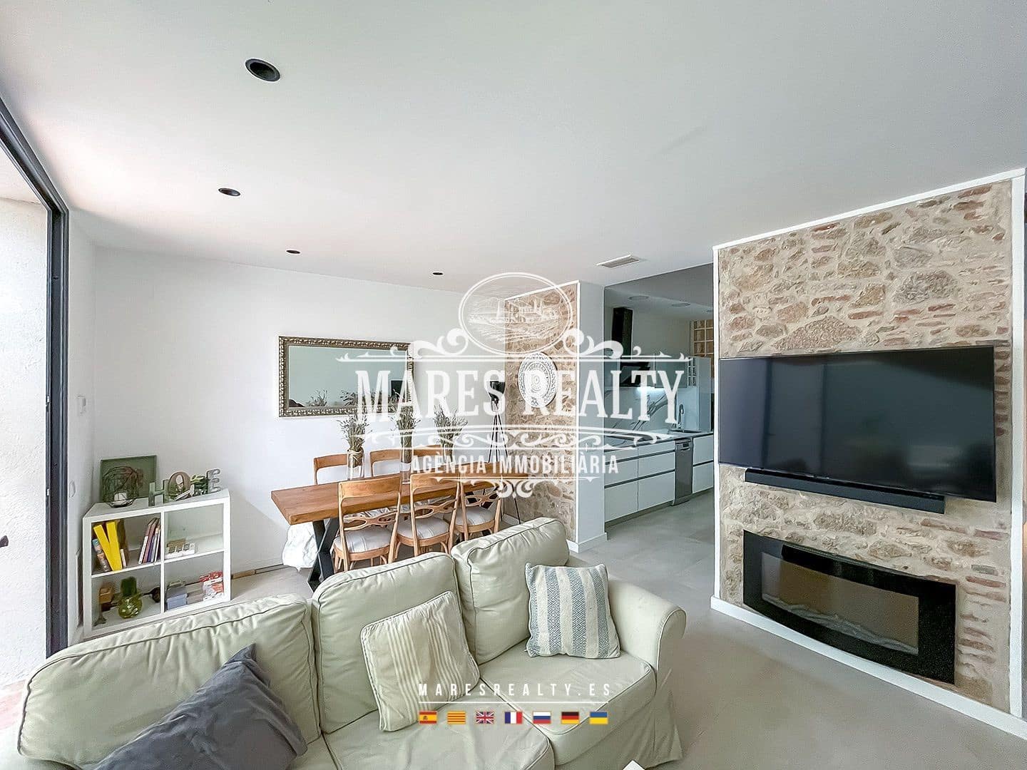 4 bedroom Villa for sale in Calella with garage - € 558,000 (Ref: 8599216)