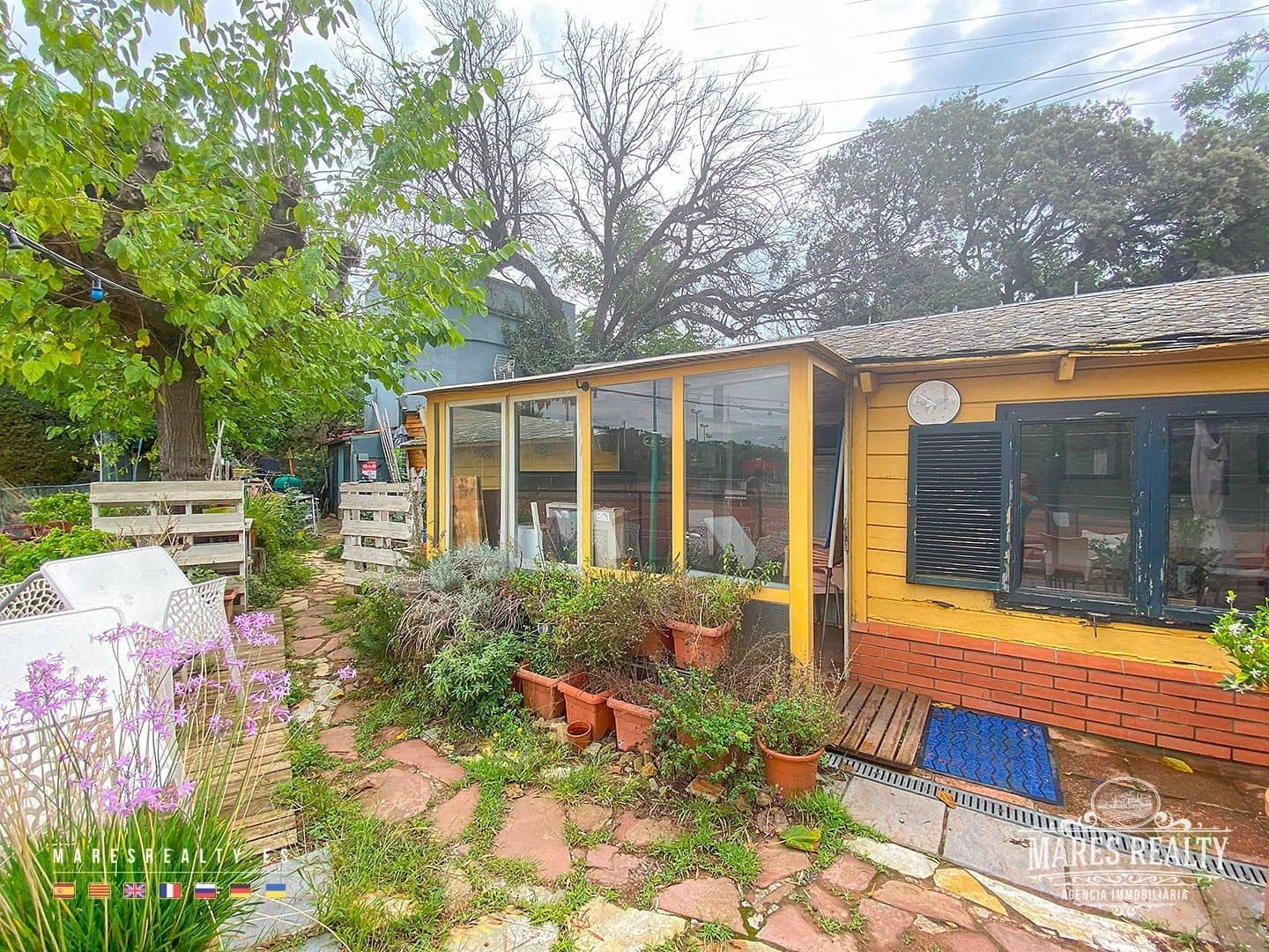 Erhverv til salg i Mataro med garage - € 850.000 (Ref: 8599223)