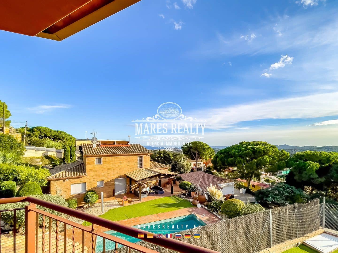 3 soveværelse Villa til salg i Lloret de Mar med swimmingpool garage - € 479.000 (Ref: 8612067)