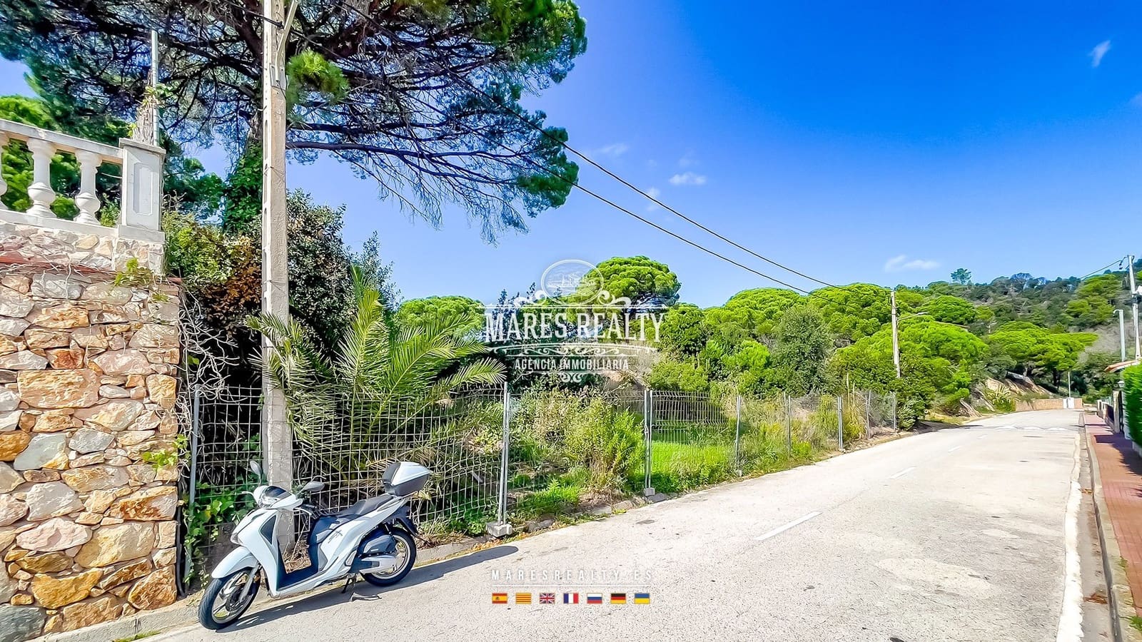 Grunde uden byggetilladelser til salg i Lloret de Mar - € 200.000 (Ref: 8636252)