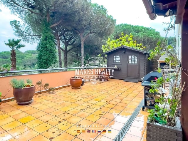 3 chambre Appartement à vendre à Lloret de Mar avec piscine garage - 475 000 € (Ref: 8654617)