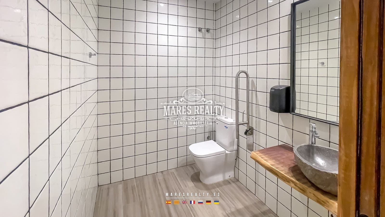 Erhverv til salg i Lloret de Mar - € 470.000 (Ref: 8671715)