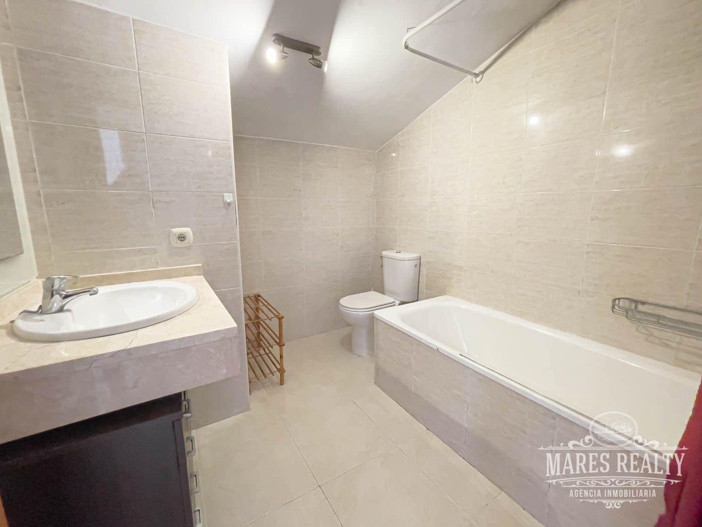 4 soveværelse Penthouse til salg i Lloret de Mar med swimmingpool garage - € 317.000 (Ref: 8701804)