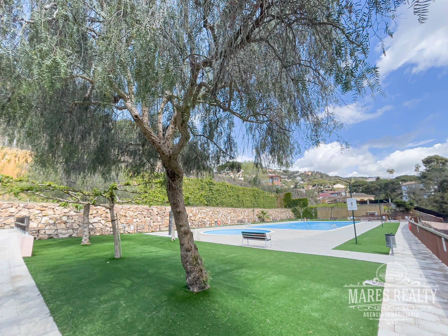 4 soveværelse Penthouse til salg i Lloret de Mar med swimmingpool garage - € 317.000 (Ref: 8701804)