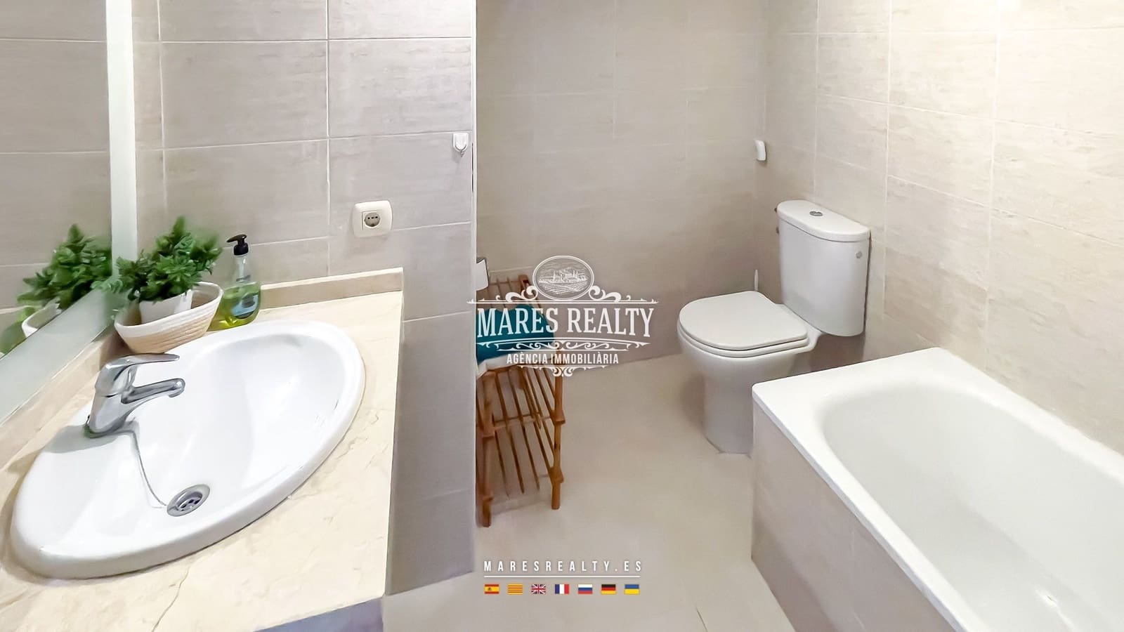 4 soveværelse Penthouse til salg i Lloret de Mar med swimmingpool garage - € 317.000 (Ref: 8701804)