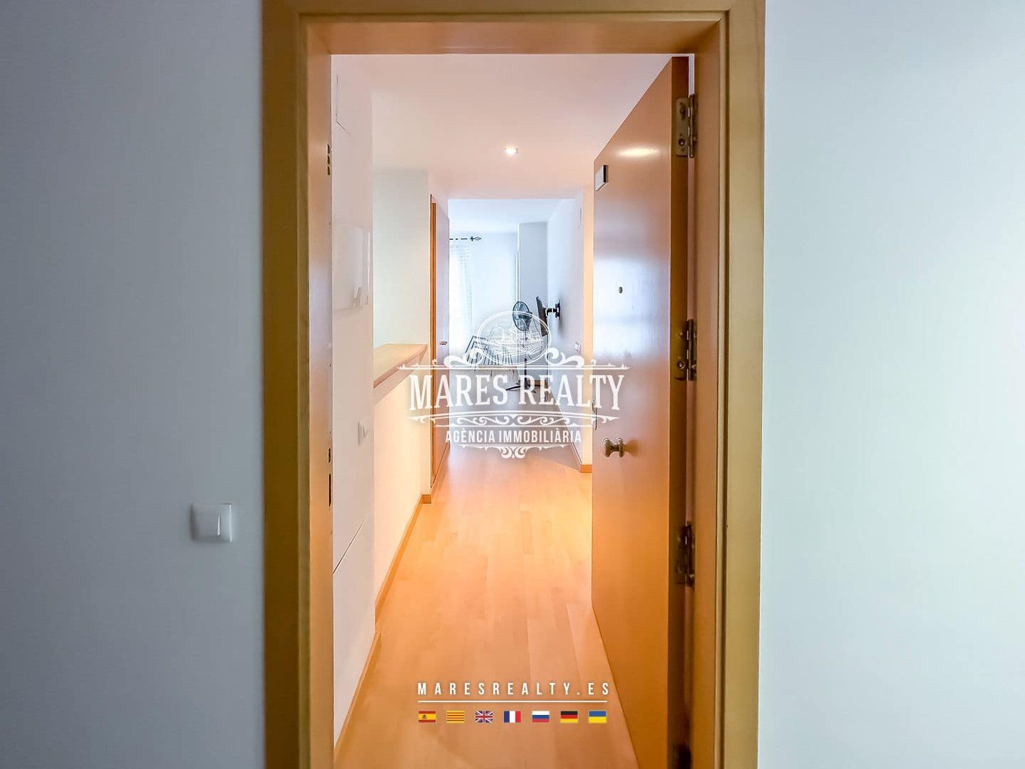 1 bedroom Flat for sale in Roses with pool garage - € 150,000 (Ref: 8715318)