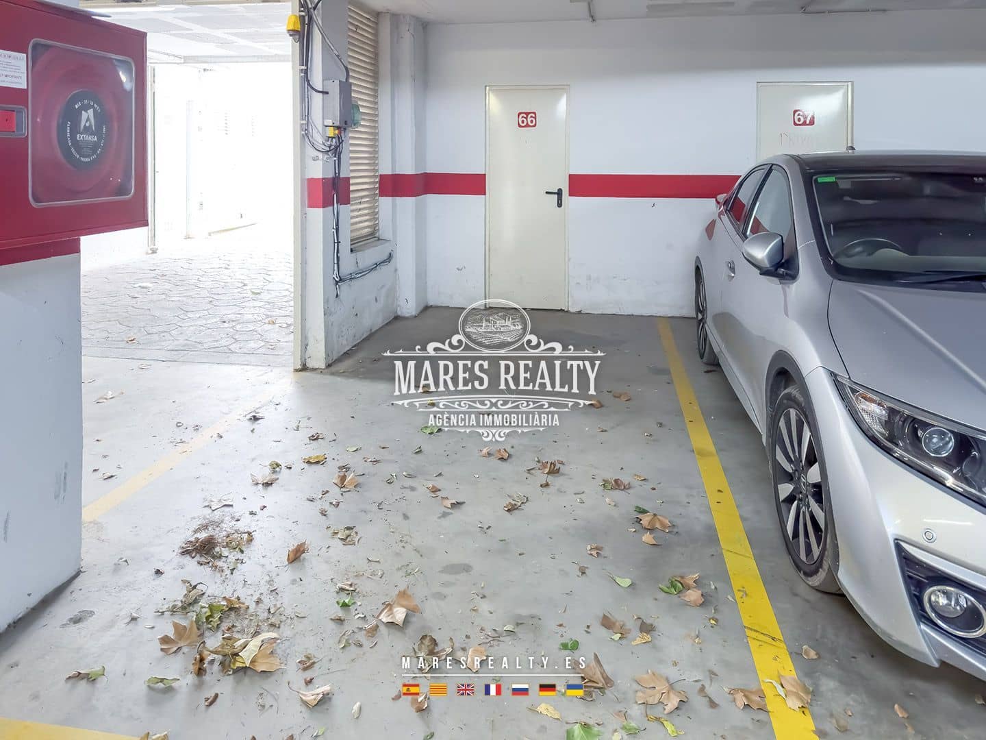 1 bedroom Flat for sale in Roses with pool garage - € 150,000 (Ref: 8715318)