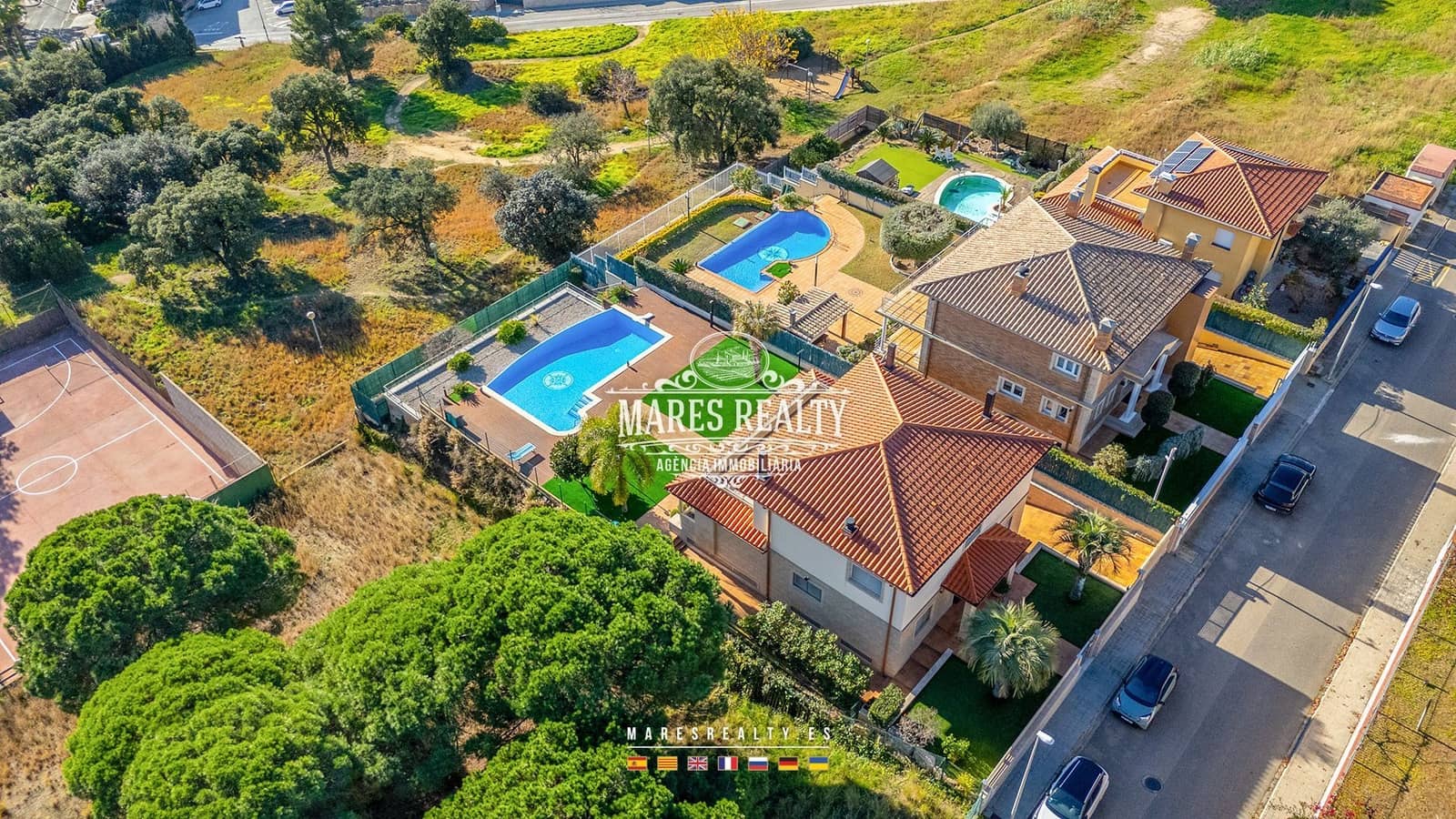 4 soveværelse Villa til salg i Lloret de Mar med swimmingpool garage - € 1.320.000 (Ref: 8715320)