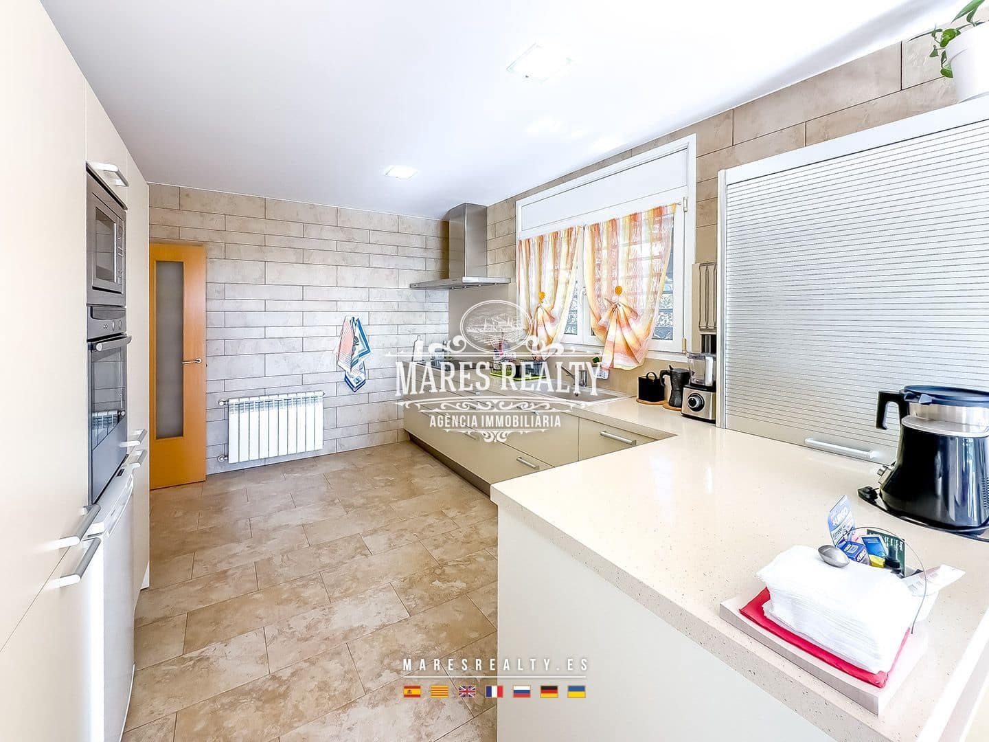 4 soveværelse Villa til salg i Lloret de Mar med swimmingpool garage - € 1.320.000 (Ref: 8715320)