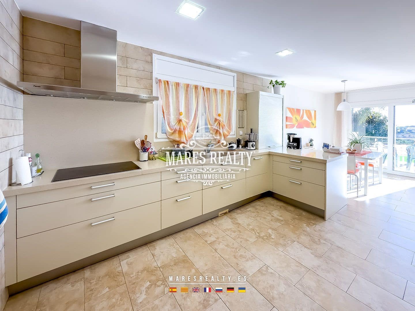 4 soveværelse Villa til salg i Lloret de Mar med swimmingpool garage - € 1.320.000 (Ref: 8715320)