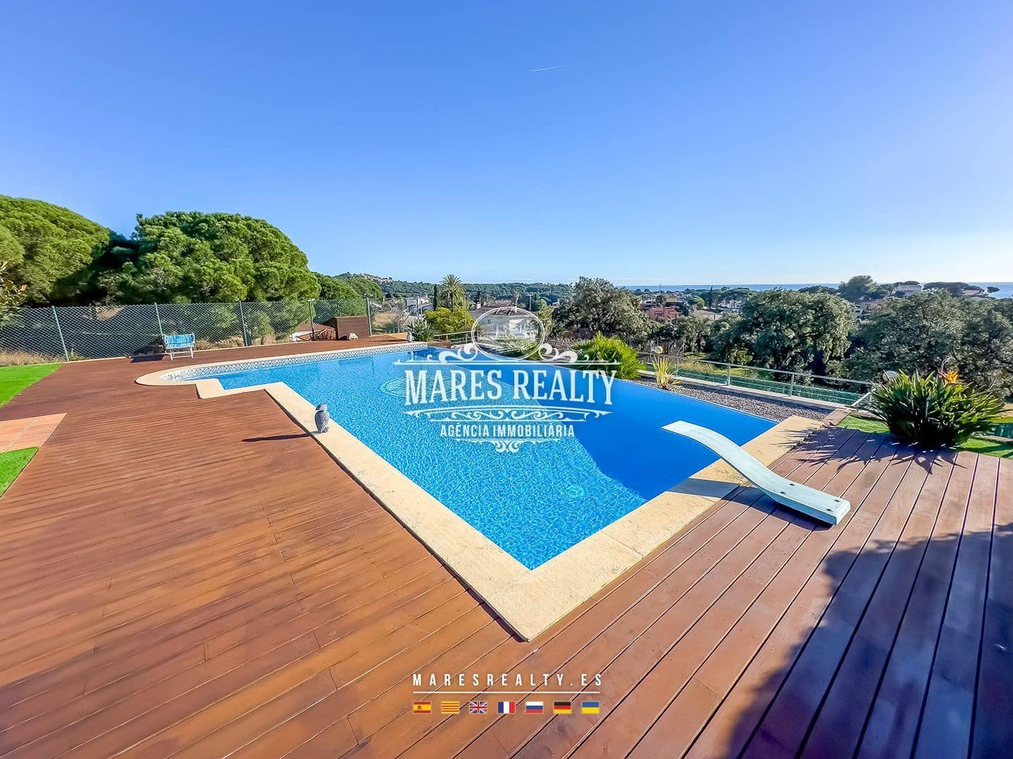 4 soveværelse Villa til salg i Lloret de Mar med swimmingpool garage - € 1.320.000 (Ref: 8715320)