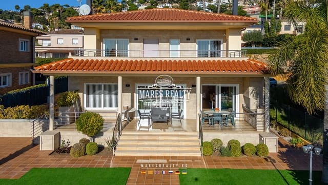 4 soverom Villa til salgs i Roca Grossa, Lloret de Mar med svømmebasseng garasje - € 1 320 000 (Ref: 8715320)