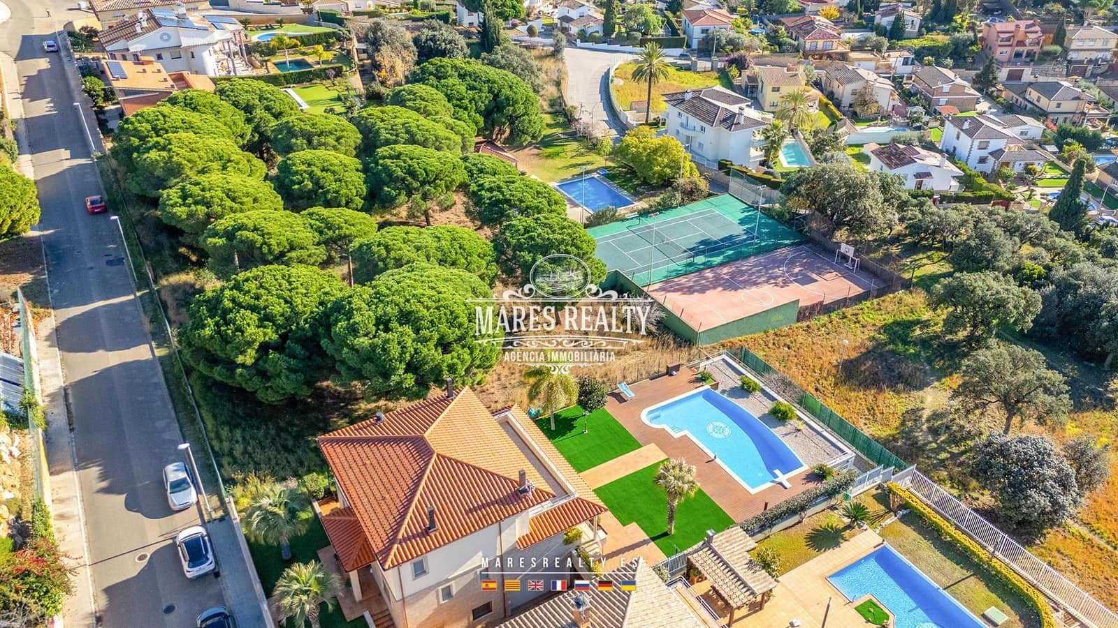 4 soveværelse Villa til salg i Lloret de Mar med swimmingpool garage - € 1.320.000 (Ref: 8715320)