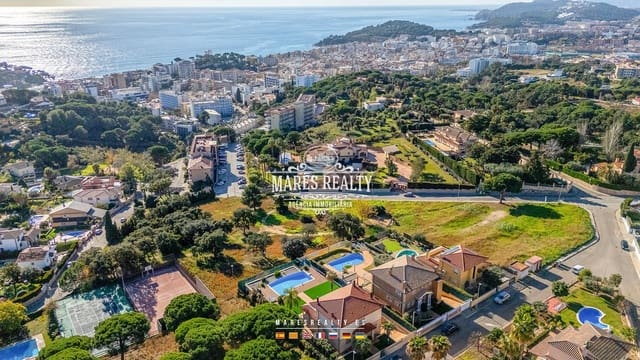 4 soverom Villa til salgs i Roca Grossa, Lloret de Mar med svømmebasseng garasje - € 1 320 000 (Ref: 8715320)