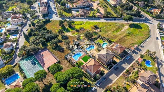 4 soverom Villa til salgs i Roca Grossa, Lloret de Mar med svømmebasseng garasje - € 1 320 000 (Ref: 8715320)