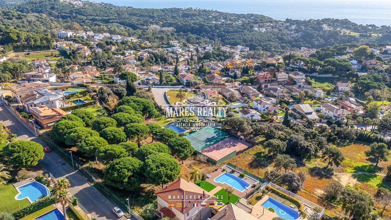 4 soveværelse Villa til salg i Lloret de Mar med swimmingpool garage - € 1.320.000 (Ref: 8715320)