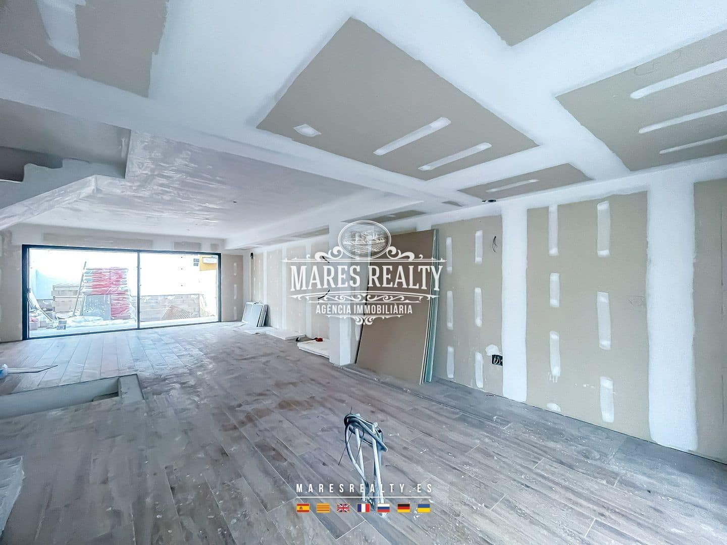 4 slaapkamer Halfvrijstaande villa te koop in Canet de Mar met zwembad garage - € 440.000 (Ref: 8757424)