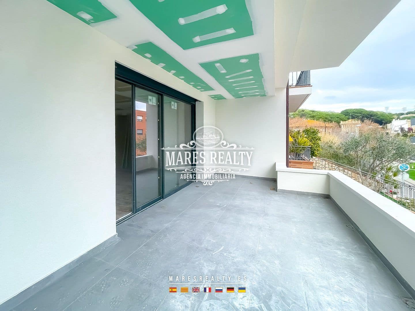 4 slaapkamer Halfvrijstaande villa te koop in Canet de Mar met zwembad garage - € 440.000 (Ref: 8757424)