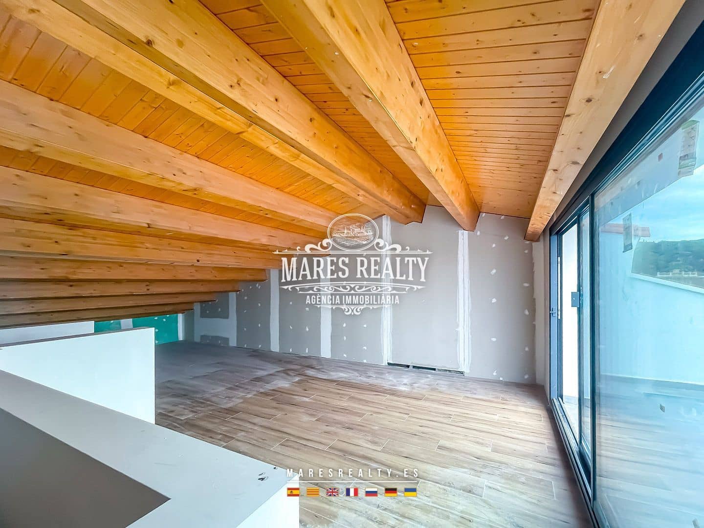 4 slaapkamer Halfvrijstaande villa te koop in Canet de Mar met zwembad garage - € 440.000 (Ref: 8757424)