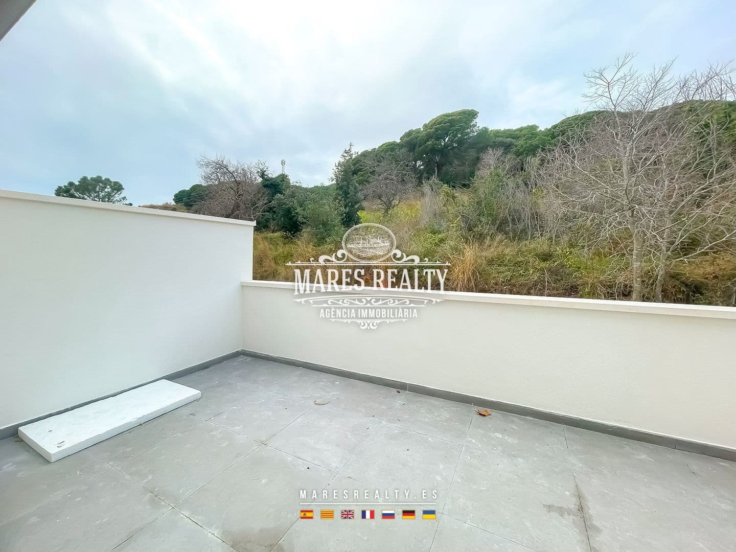 4 slaapkamer Halfvrijstaande villa te koop in Canet de Mar met zwembad garage - € 440.000 (Ref: 8757424)