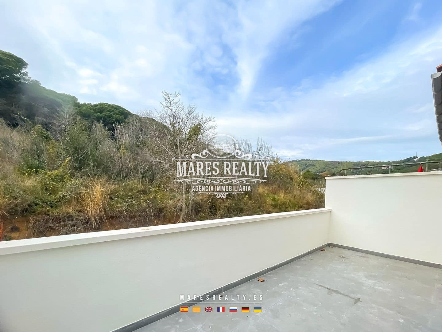 4 slaapkamer Halfvrijstaande villa te koop in Canet de Mar met zwembad garage - € 440.000 (Ref: 8757424)