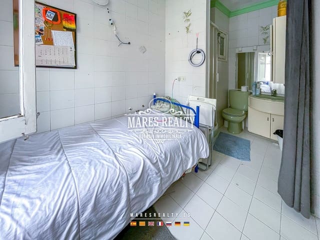 4 soveværelse Byhus til salg i Lloret de Mar - € 260.000 (Ref: 8769909)