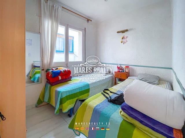 4 soveværelse Byhus til salg i Lloret de Mar - € 260.000 (Ref: 8769909)