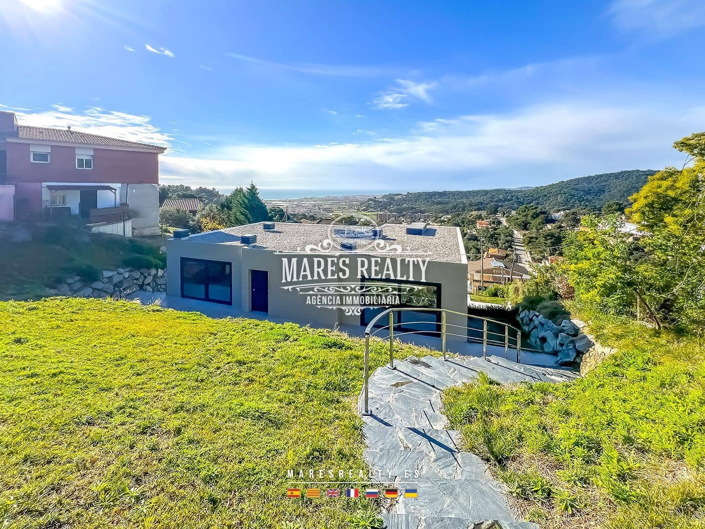 4 slaapkamer Villa te koop in Santa Susanna met zwembad garage - € 860.000 (Ref: 8775918)