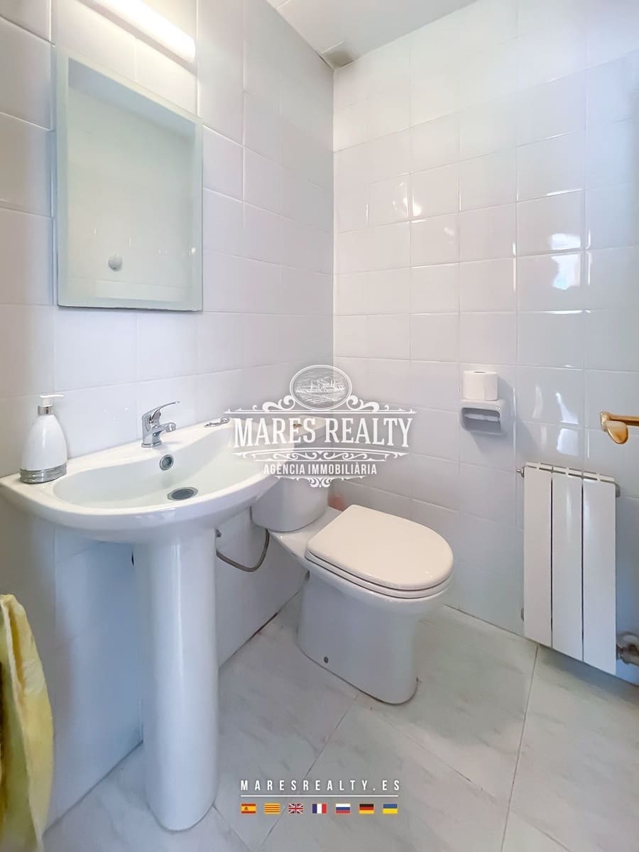 4 soverom Villa til salgs i Orrius med garasje - € 485 000 (Ref: 8783482)